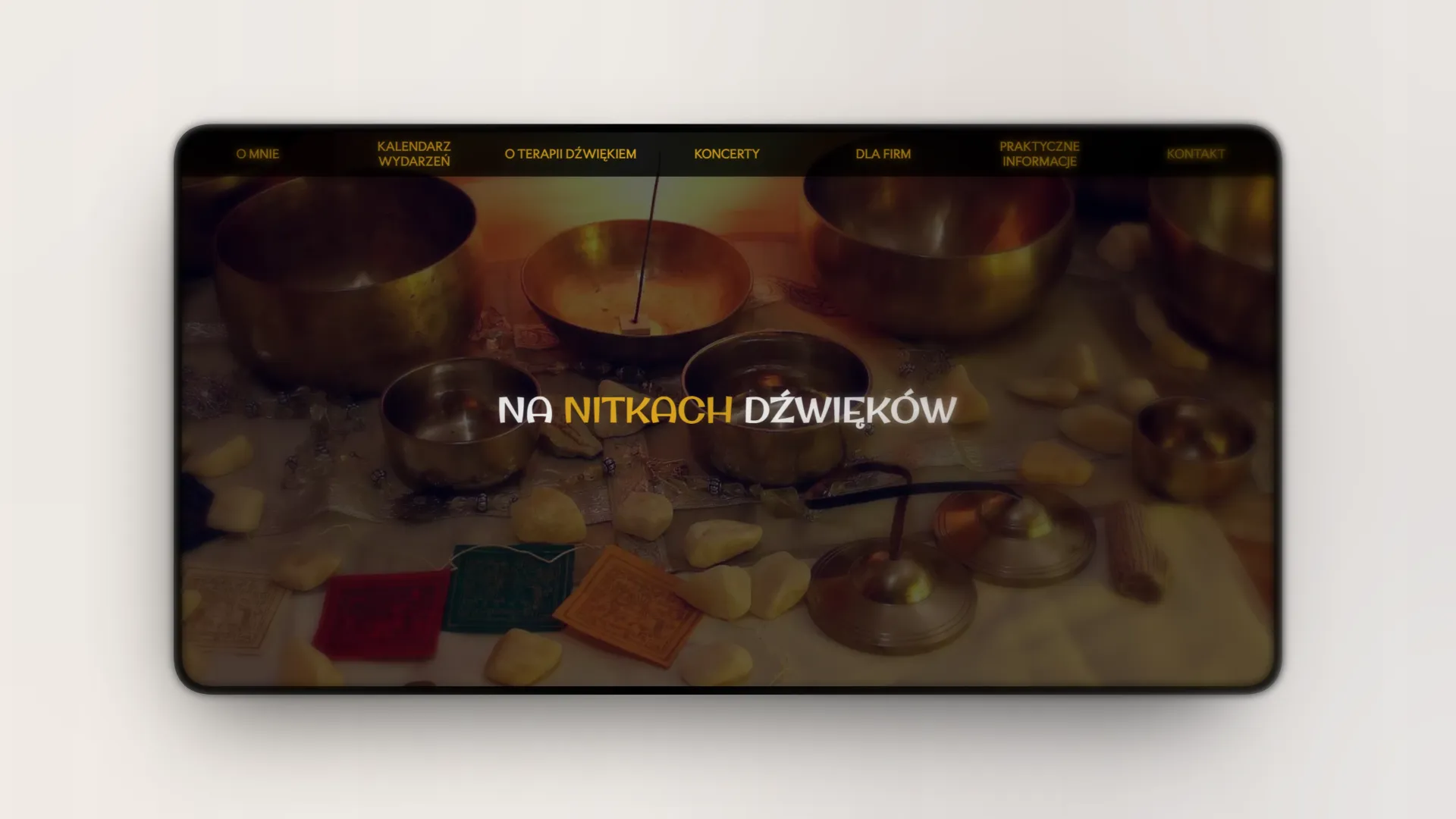 Strona nanitkachdzwiekow.pl — widok na desktopie